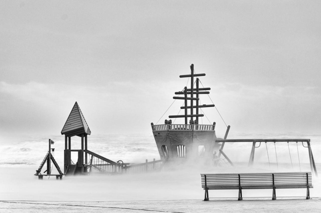 Knappe Studio Met Subliem Zeezicht! Oostende Exteriör bild